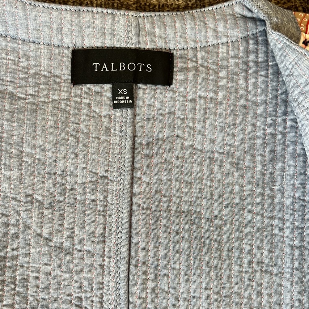 TALBOTS MIXED PATTERN QUILTED FLORAL JACKET SIZE XS NWOT - Picture 9 of 13
